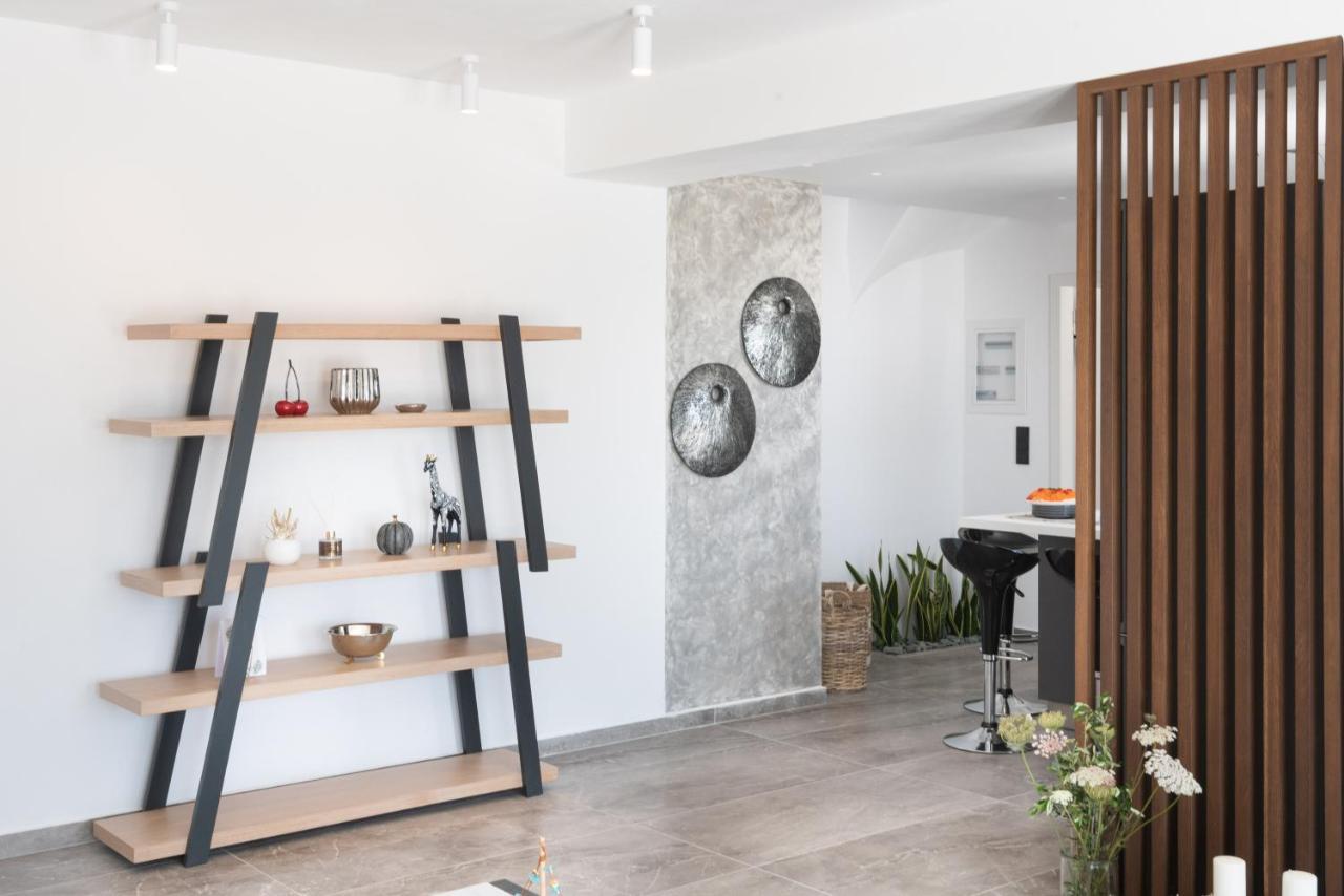 Golden Bay Luxury And Chrisi Akti (Paros)